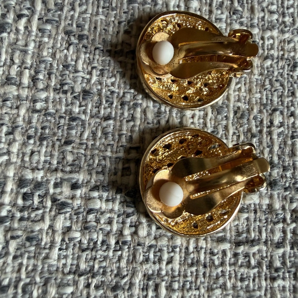 Vintage Gold and Silver Tone Women's Clip-On Earrings - Picture 5 of 5